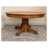 Victorian Round Oak Table with Paw Feet