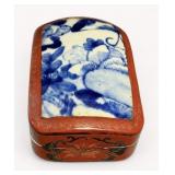 Vintage Chinese Porcelain Top Shard Box