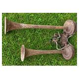 Antique Electric Dual Trumpet Horns