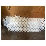 Sel of Privacy Screen and Lattice