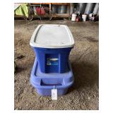 2 Storage Totes