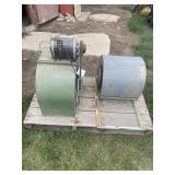 2 Electric Fans