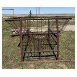 Bale Feeder For Small Animals