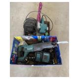 Makita DJR186 Cordless Saw W/ Charger,