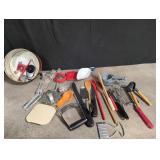 Miscellaneous lot of  cookie cutters and others