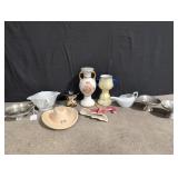 Assortment of knick knacks