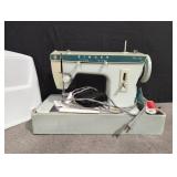 Singer Fashion Mate 257 Sewing machine in p