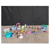 Littlest Pet Shop figures and accessories