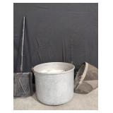 Vintage horse oat feeder and metal bucket