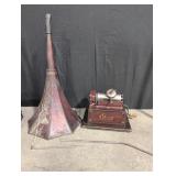 Antique Thomas Gem phonograph Serial #338573D