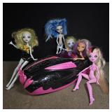 GI Monster High 5 dolls and car
