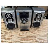Sony compact stereo component with 3 disc