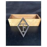 Vintage T.F. Eaton trivet, cast iron