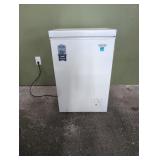 Marathon apartment size freezer, tested, Model