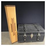 Nice solid storage box 18' w x 12' d x 8 1/2' h