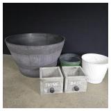 Flower pots