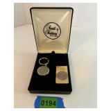 Vintage Gold - toned Keychain & Money Clip