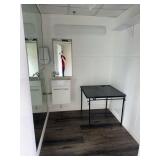 Content of entire room, including sink, etc