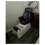 Pedicure station with massaging chair