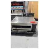 Wisco industries 561 mini oven/broiler used