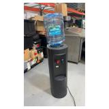 Black water dispenser 5 gallon water jug dispenser