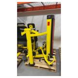 Retro Fitness life fitness shoulder press machine
