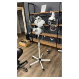 Hair heating lamp 1019 on rolling metal base
