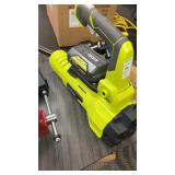 Ryobi RY40407VNM 40V brushless cordless leaf