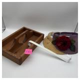 Wooden Caddy & Floral Straw Sun Visor