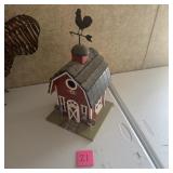'Morning Song Farm' Birdhouse w/ Weathervane