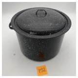 Speckled Enamel Stock Pot w/ Lid