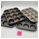 Muffin & Cupcake Pans Lot (4)