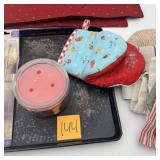 Kitchen Lot Linens Pan Candle Gloves Mitt