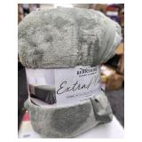 BERKERSHIRE EXTRA PLUSH BLANKET 90'' X 92''  QUEEN