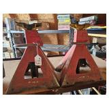 2 Snap-on Axle Stands