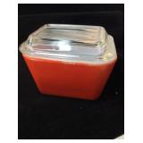 VTG Red Pyrex Refrigerator Dish w/Lid