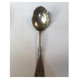 Cuevee Silver Warranted Scallop Sugar Spoon