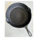 Cast iron skillet 10'