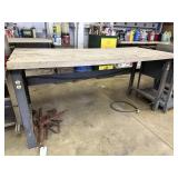 Work table w/ electical plugs 72' X 30' X 34.5'