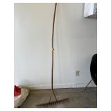 Antique primitive garden rake (18th/19th century)