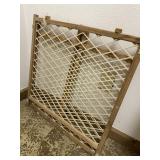 Pet / child gate