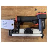Banks 23 Gauge Pin Nailer