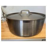 Winco SLB 20 Restaurant Pot 16' X 6'