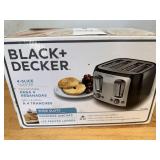 Black & Decker 4-Slice Toaster (new)