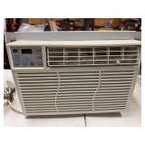 GE 110 A/C Unit 6,300 BTU (works - fan noise)