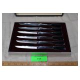 Carvel Hall Knife Set