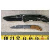 2 Folding Knives