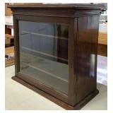 Desktop Showcase Cabinet