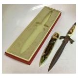 Fixed Blade Knife w/Sheath