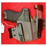 Smith & Wesson M&P 9 Shield - 9mm
